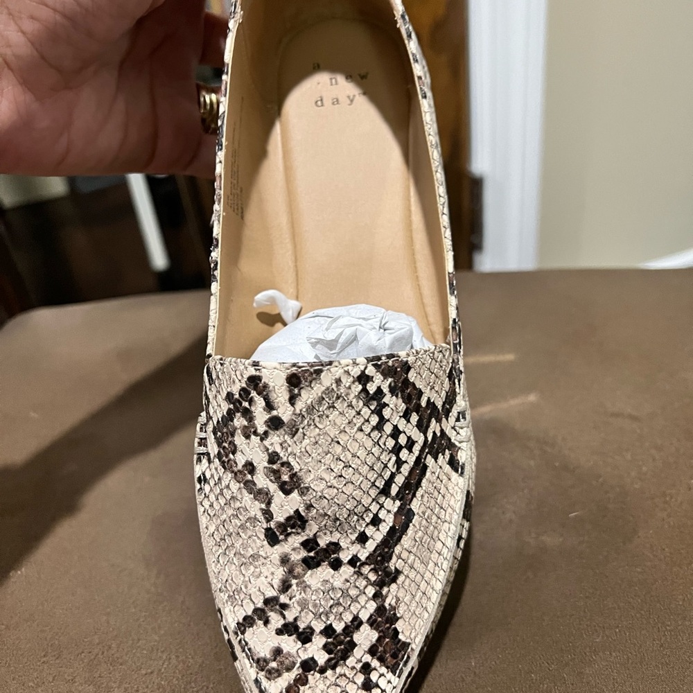 Brand new never used size 8w